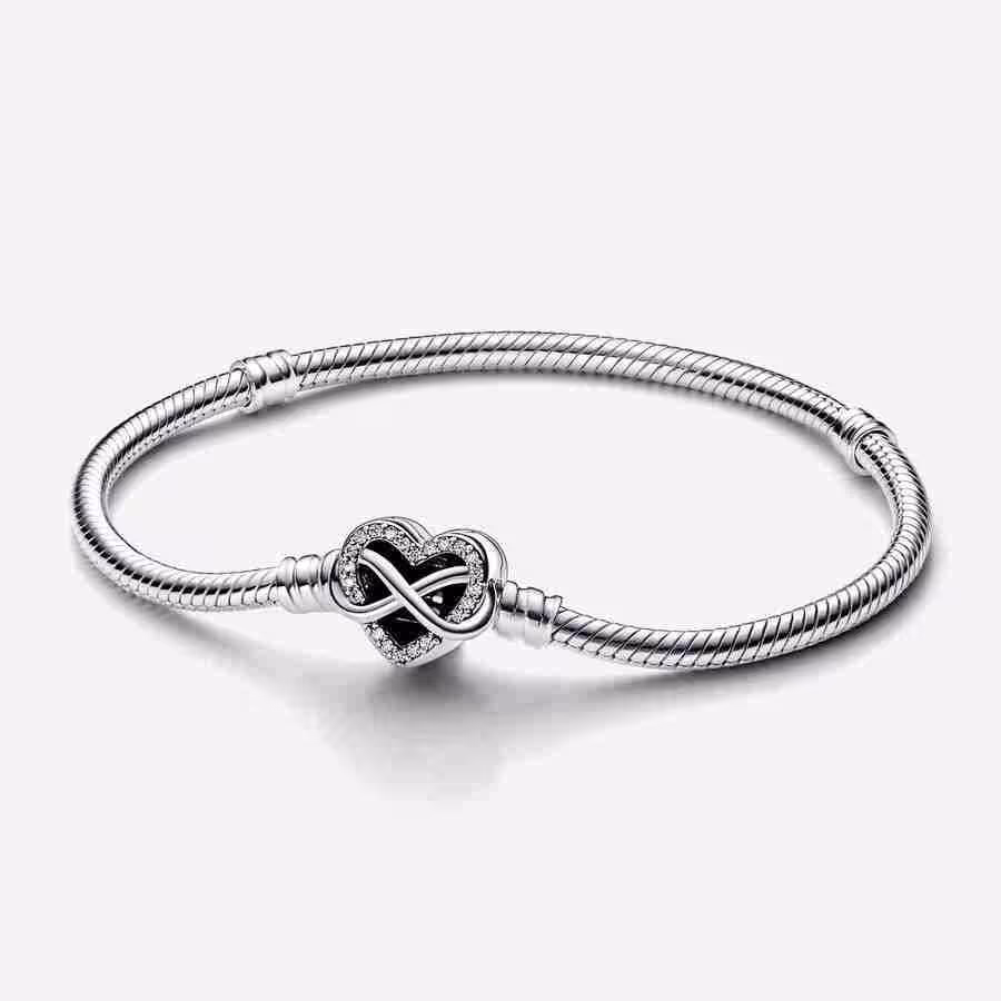 Bracciale con Chiusura Cuore Infinito Pietre Luminose Bracciale con Chiusura Cuore Infinito Pietre Luminose