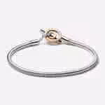 Bracciale con Chiusura a T e Cerchi