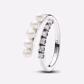 Anello Intreccio con Perle d’Acqua Dolce Coltivate e Pavè