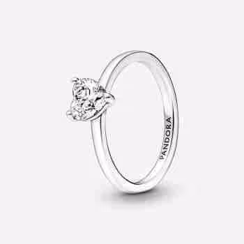 Anello Solitario con Pietra Cuore