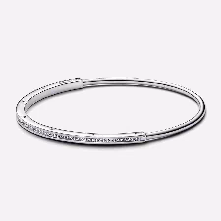 Bracciale Rigido Signature con Pavé Bracciale Rigido Signature con Pave