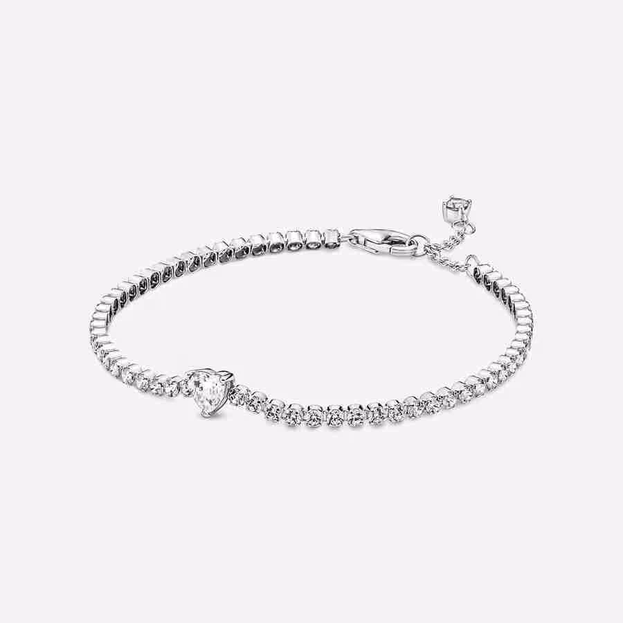 Bracciale Tennis con Cuore in rilievo Bracciale Tennis con Cuore in rilievo