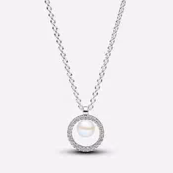 Collana con Perla d’Acqua Dolce Coltivata e Pavè