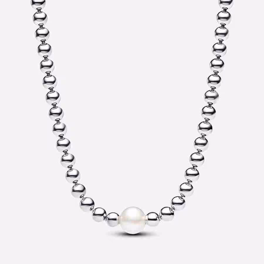 Collana con Perla d’Acqua Dolce Coltivata e Sfere Collana con Perla dAcqua Dolce Coltivata e Sfere
