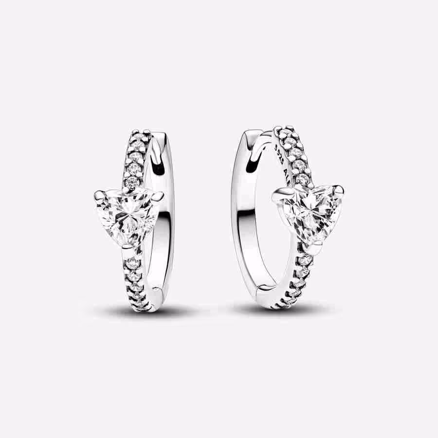 Orecchini Cerchi Pavè con Cuore Orecchini Cerchi Pave con Cuore