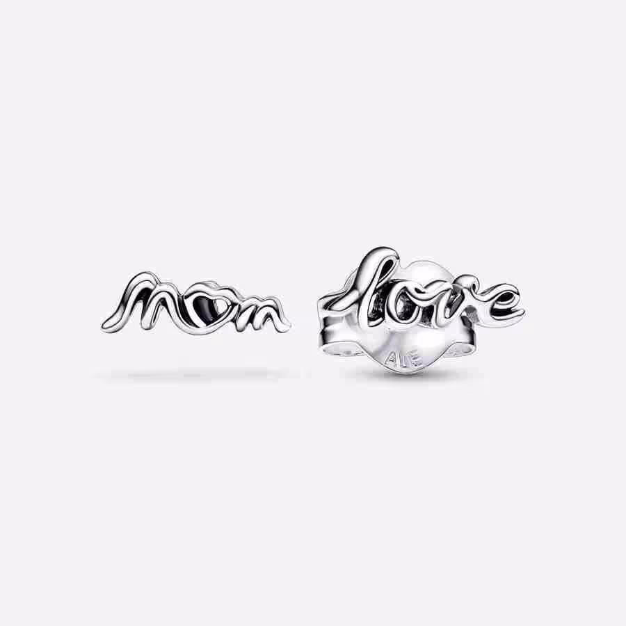 Orecchini Love e Mom Amore Eterno Orecchini Love e Mom Amore Eterno