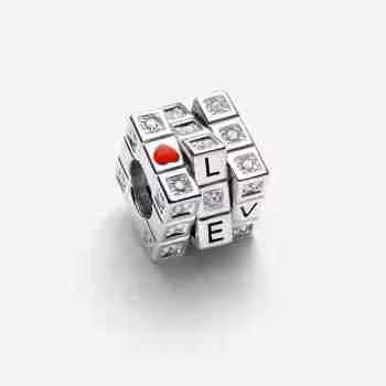 Charm Cubo LOVE