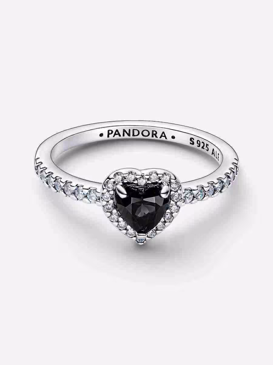 Anello Cuore in Rilievo Nero_1