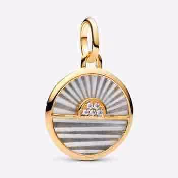 Charm Medallion Alba