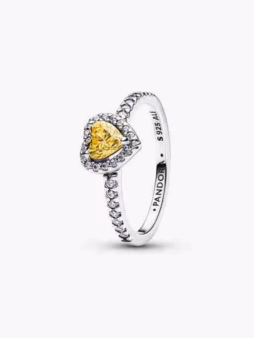 Anello Cuore in Rilievo Giallo Anello Cuore in Rilievo Giallo