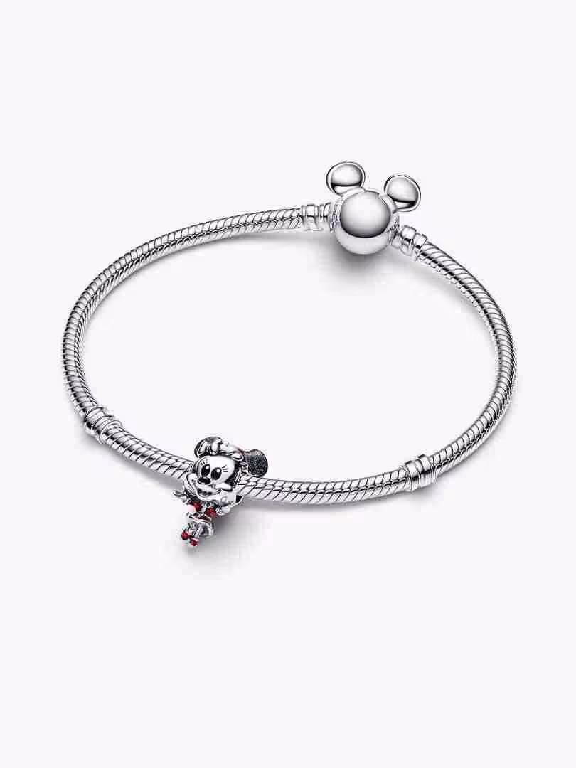 Minnie Mouse, Magia del Natale_1