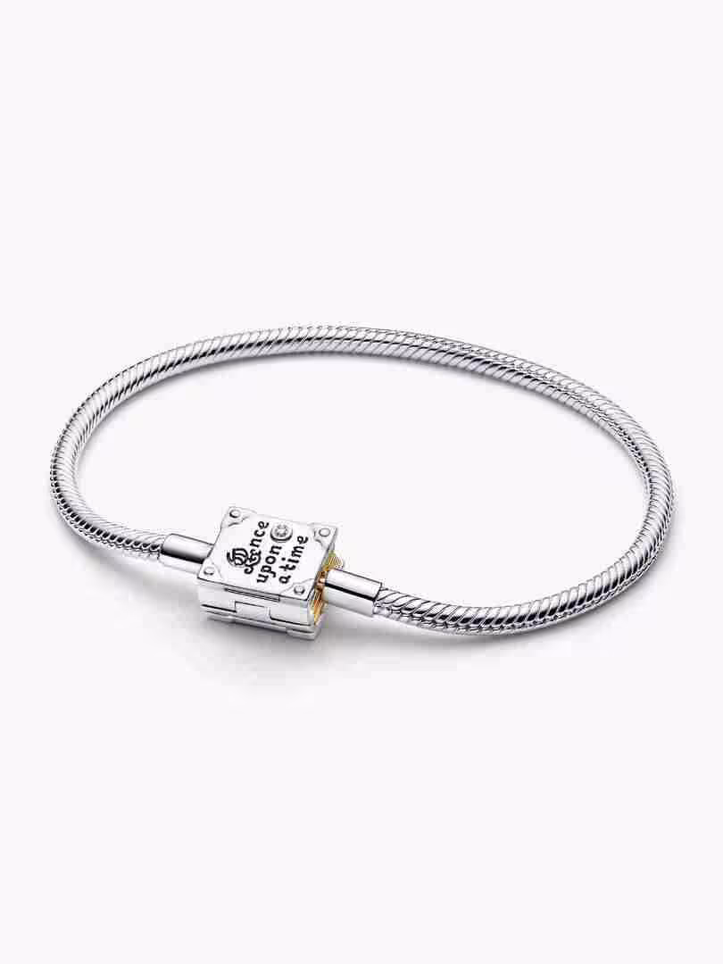 Bracciale Chiusura Libro delle fiabe con diamante creato in laboratorio Bracciale Chiusura Libro delle fiabe con diamante creato in laboratorio
